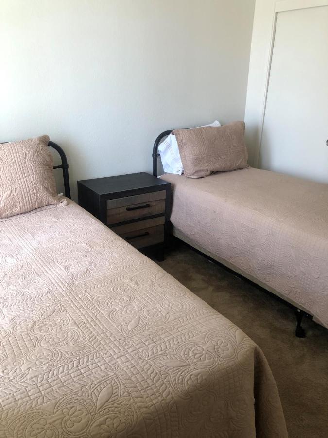 Whispering Meadows Apartments بيكرسفيلد المظهر الخارجي الصورة