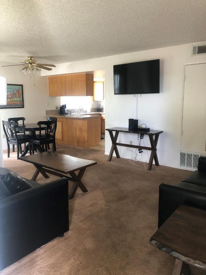 Whispering Meadows Apartments بيكرسفيلد المظهر الخارجي الصورة