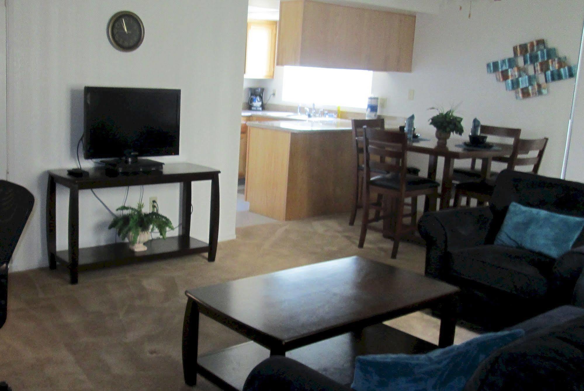 Whispering Meadows Apartments بيكرسفيلد المظهر الخارجي الصورة